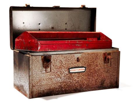 refinish an old metal tool box|restoring old metal toolbox.